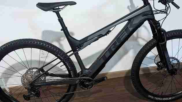 Trek E-Caliber Mountain bike